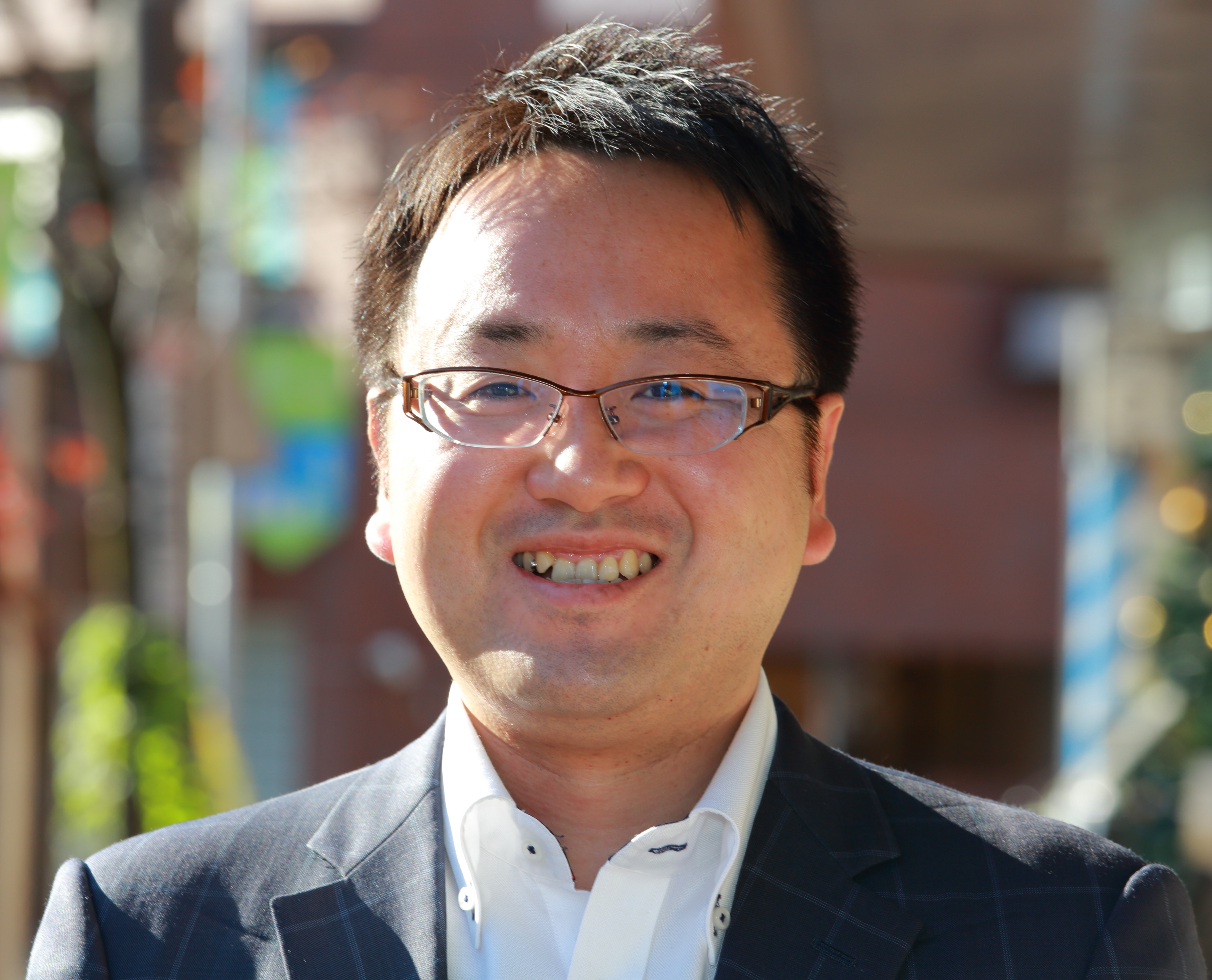 プロフィール写真中 プロフィール写真中
